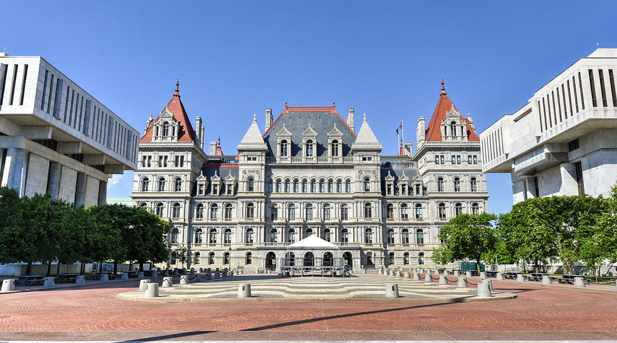 Wide angle photo of the New York State Capitol in Albany